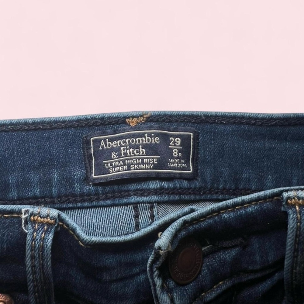 Abercrombie & Fitch Ultra High Rise Super Skinny Jeans Medium Wash Size 29/8R - Picture 2 of 6